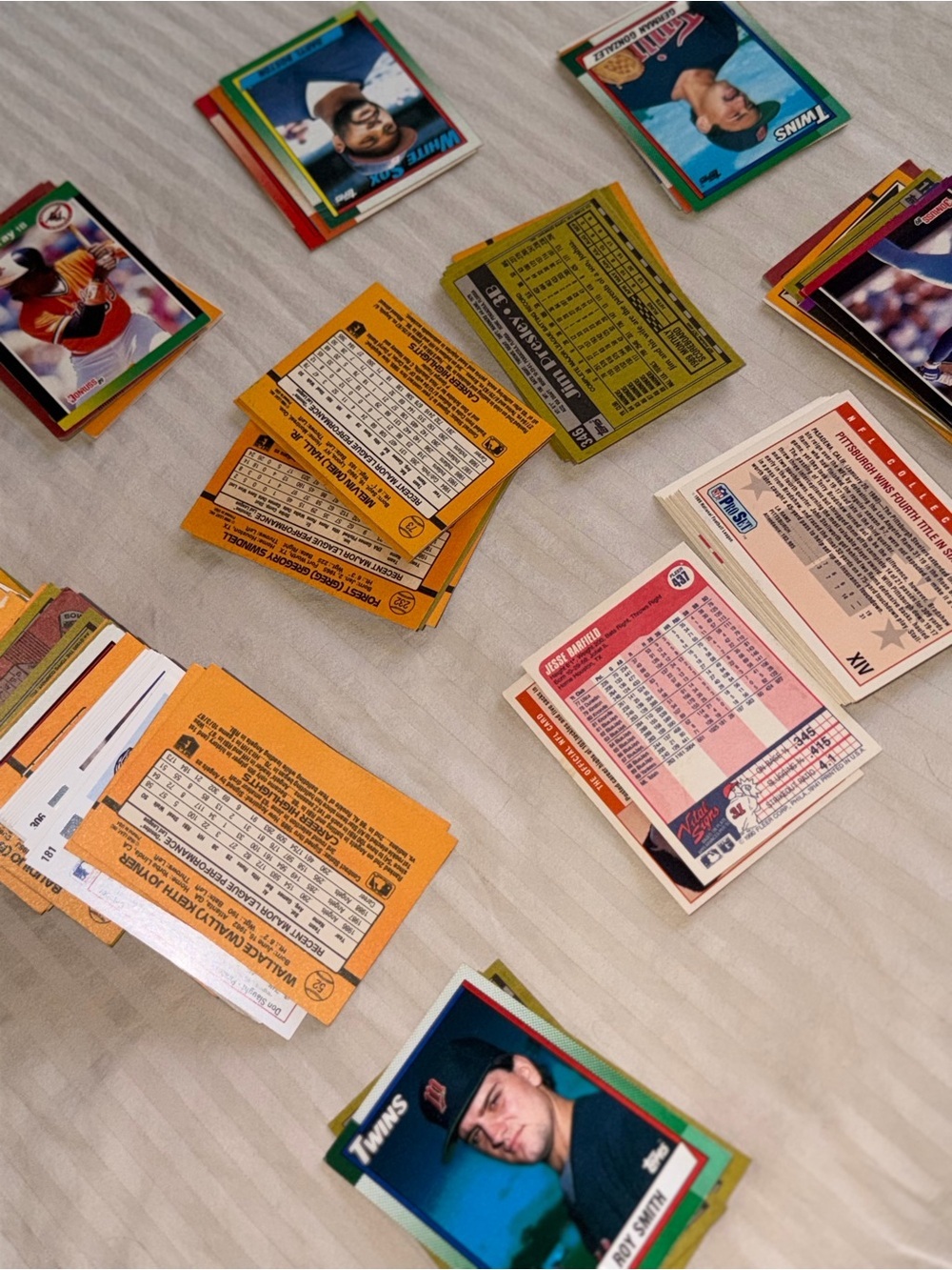 Box of Assorted vintage trading cards - Picture 4 of 9